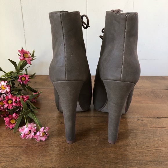 Speed Limit 98 Scala High Heel Lace-up Platform Booties Taupe - Picture 4 of 8